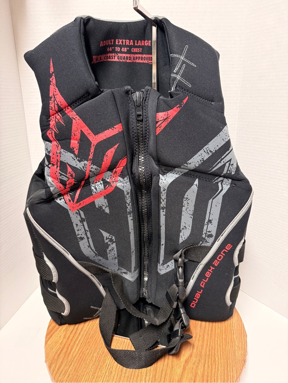 HO Sports Unisex Black & Red Neoprene Life Vest Dual Flex Zone Technology